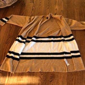 Super comfortable, long cardigan